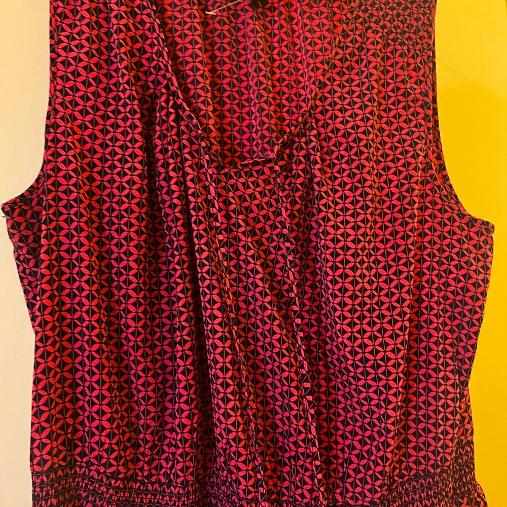 Gap XL geometric patten smock waist dress. No sleeves